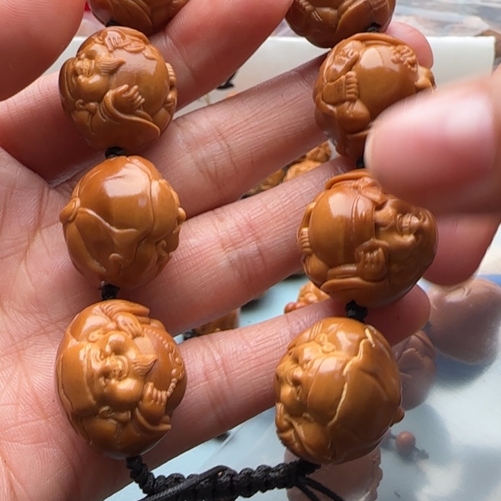 橄榄核手串喜*-雕刻工艺