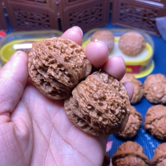文玩核桃把件全品38虎头