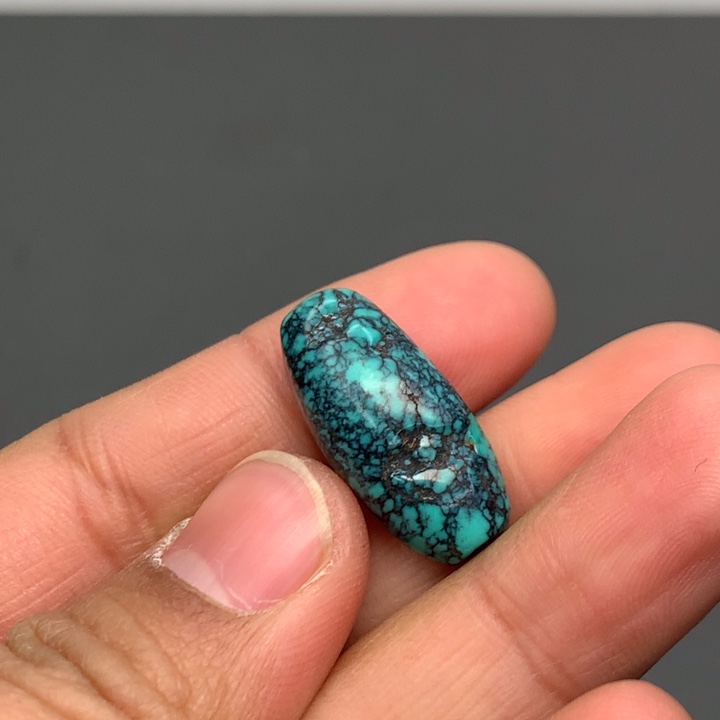 绿松石颈饰未镶嵌