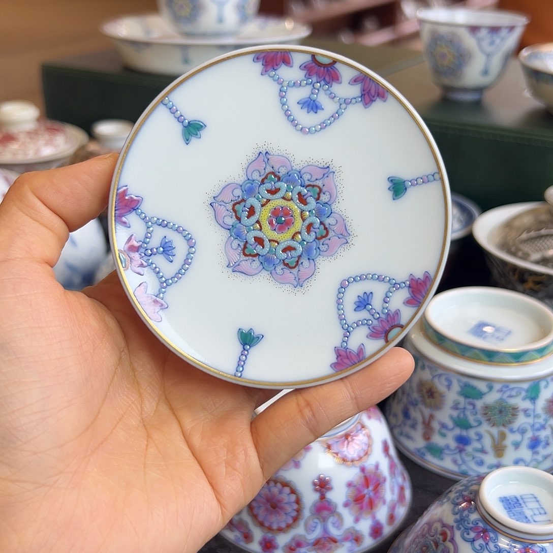 H冉月观隐星空盖置