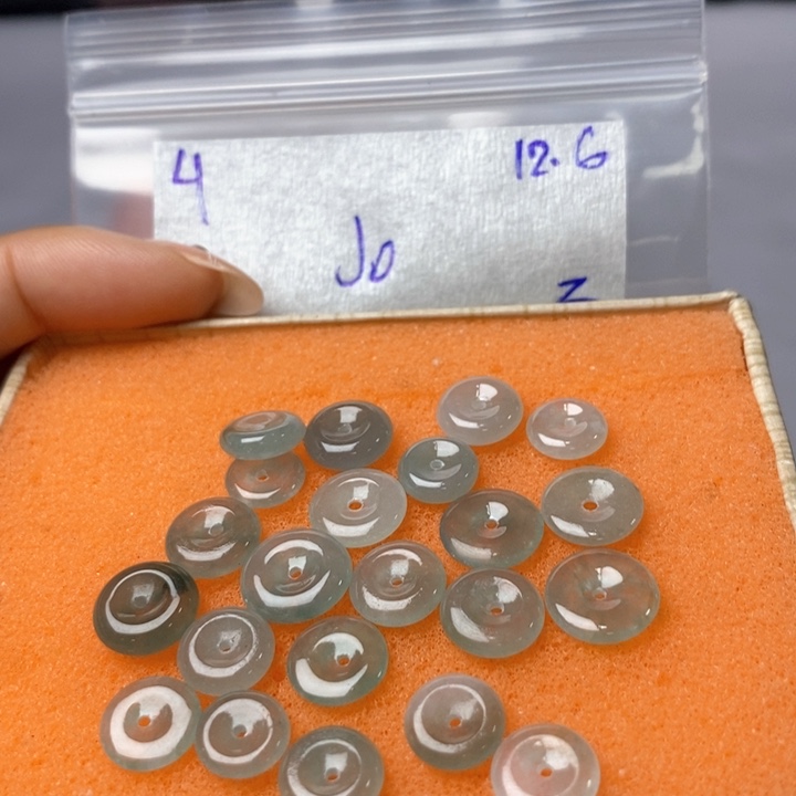 定制翡翠未镶嵌不退