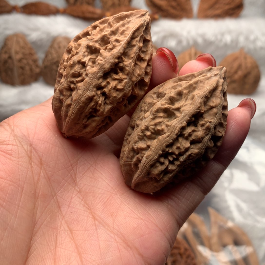 文玩核桃吊坠小武核桃15