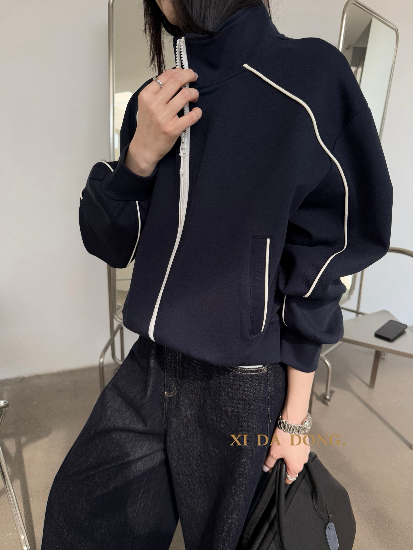 新品欧货休闲拉链时尚外套运动百搭设计感云小熊服饰