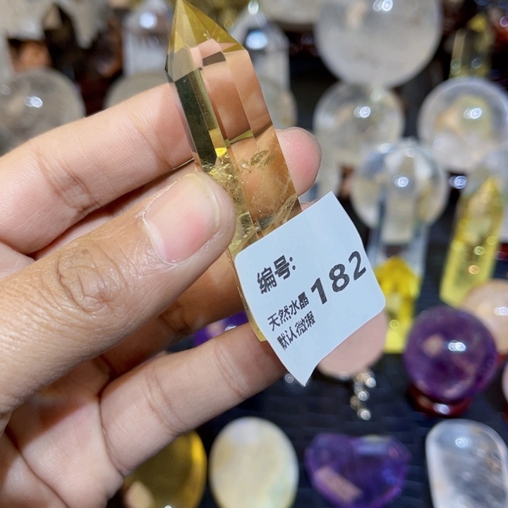 水晶摆件未镶嵌六棱柱