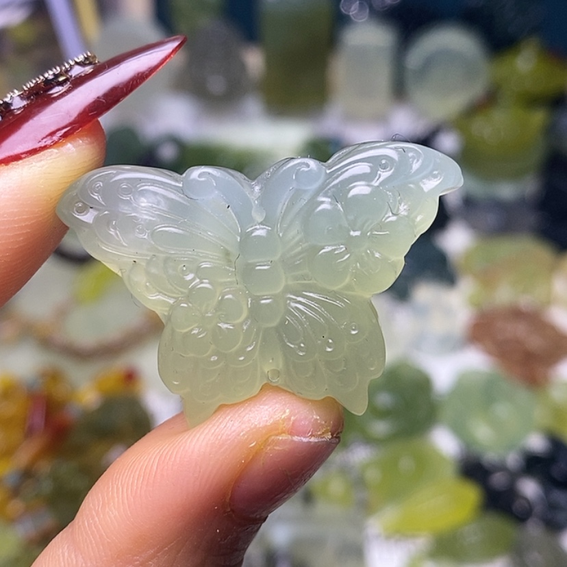 【闪购商品】蛇纹石玉颈饰未镶嵌