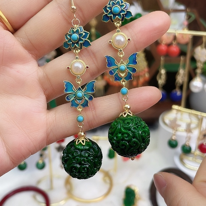 石英质玉耳钉合金