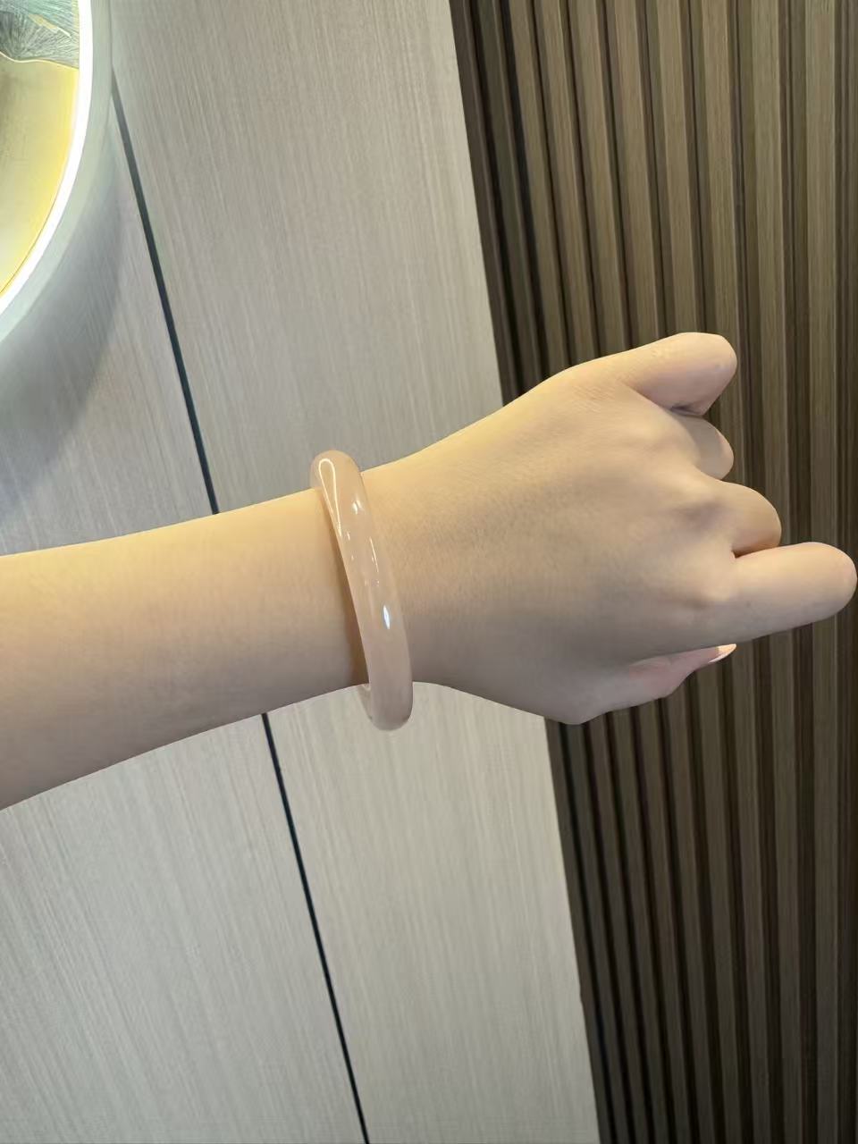 天然玉石高冰藕粉西柚粉仙女镯圆条c（多样性发货一条）