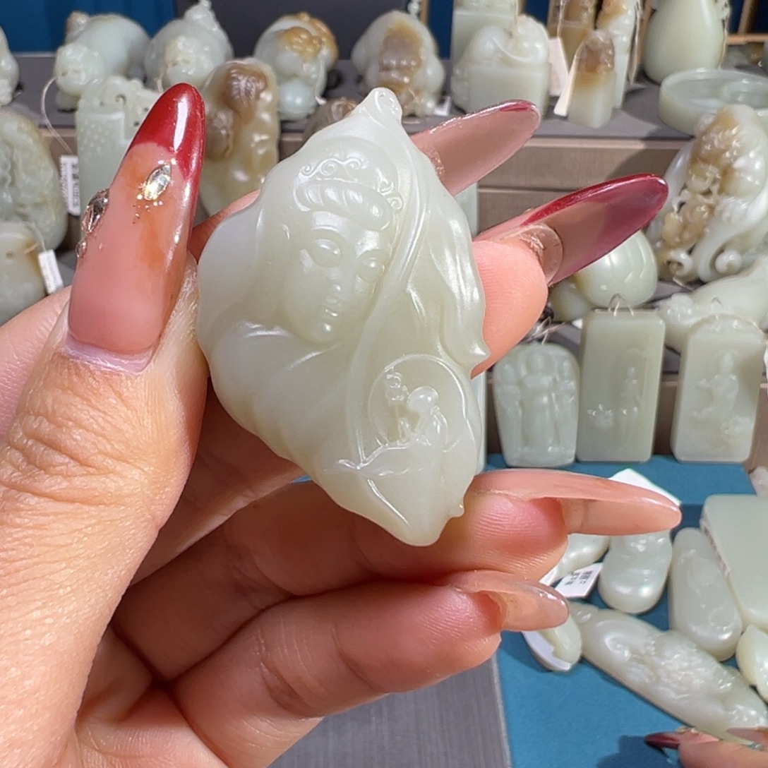 和田玉（糖玉）未镶嵌颈饰