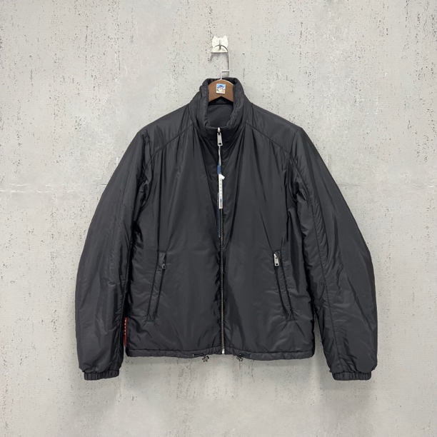 99新 Prada/普拉达 prada黑色厚款红标尼龙棉服外套52码