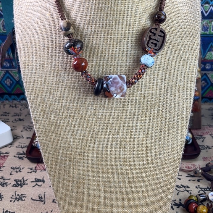 玛瑙/玉髓未镶嵌颈饰