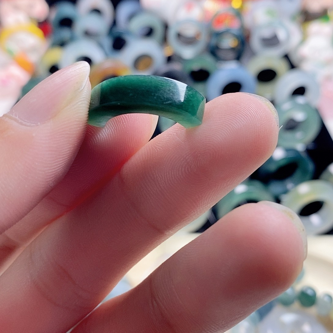 定制翡翠未镶嵌久****）边角