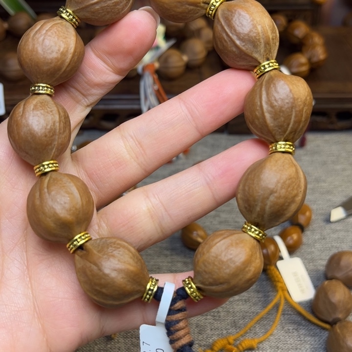 橄榄核手串/手链小***菇梅林铁核2.2*2.7