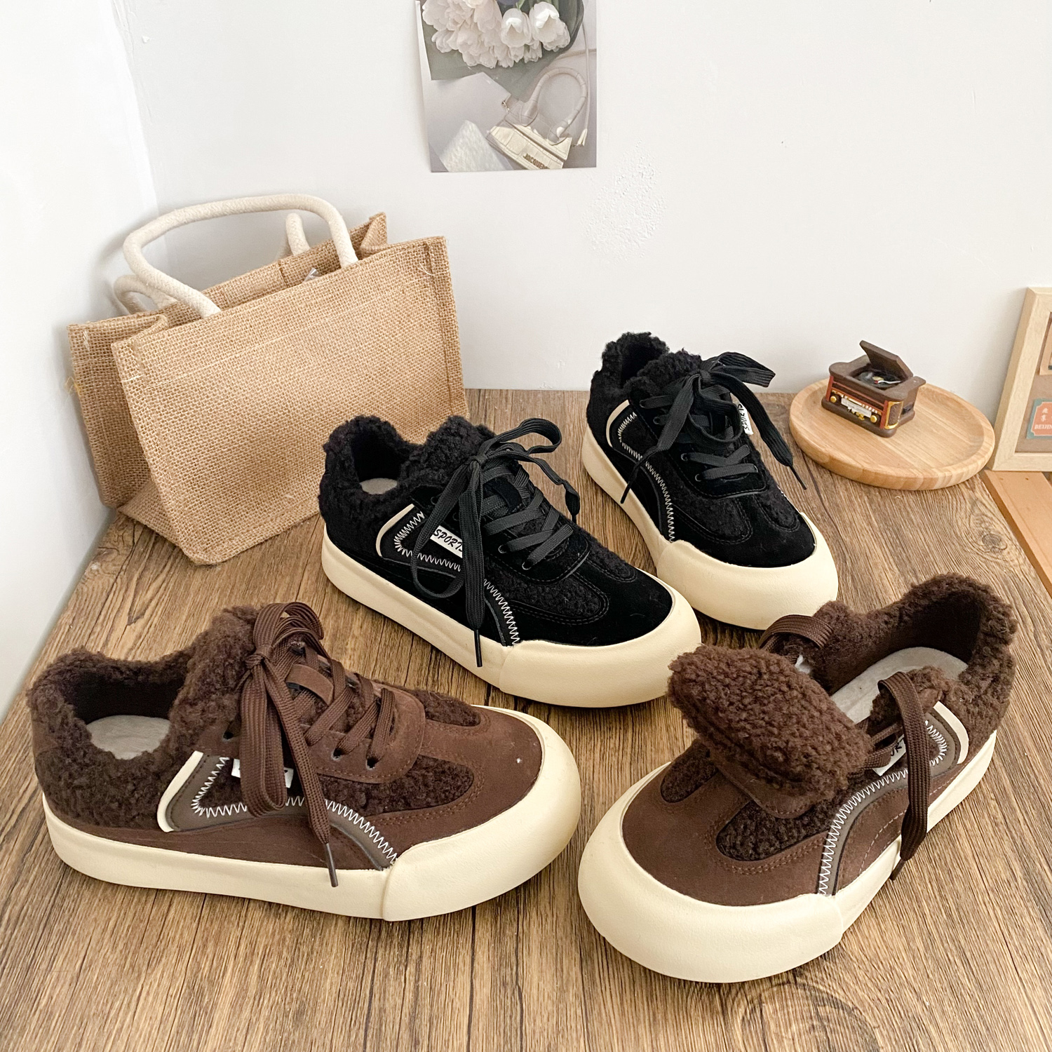 希玥厚底加绒面包鞋女款2025冬季百搭韩系复古阿甘爆款保暖板鞋潮