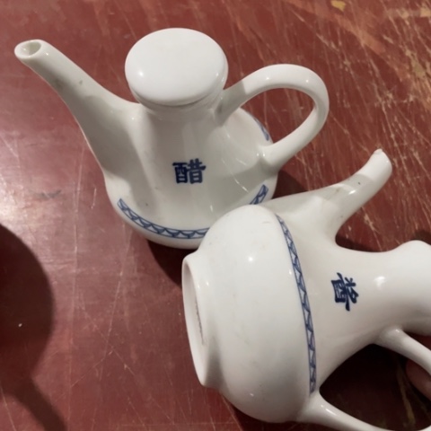 景德镇红叶陶瓷壶2个