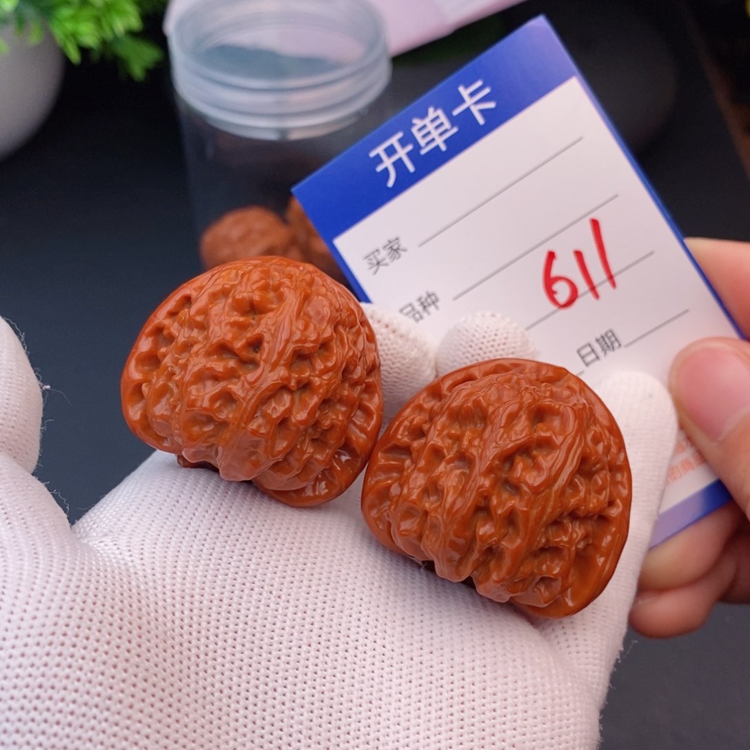 文玩核桃把件39三角白611