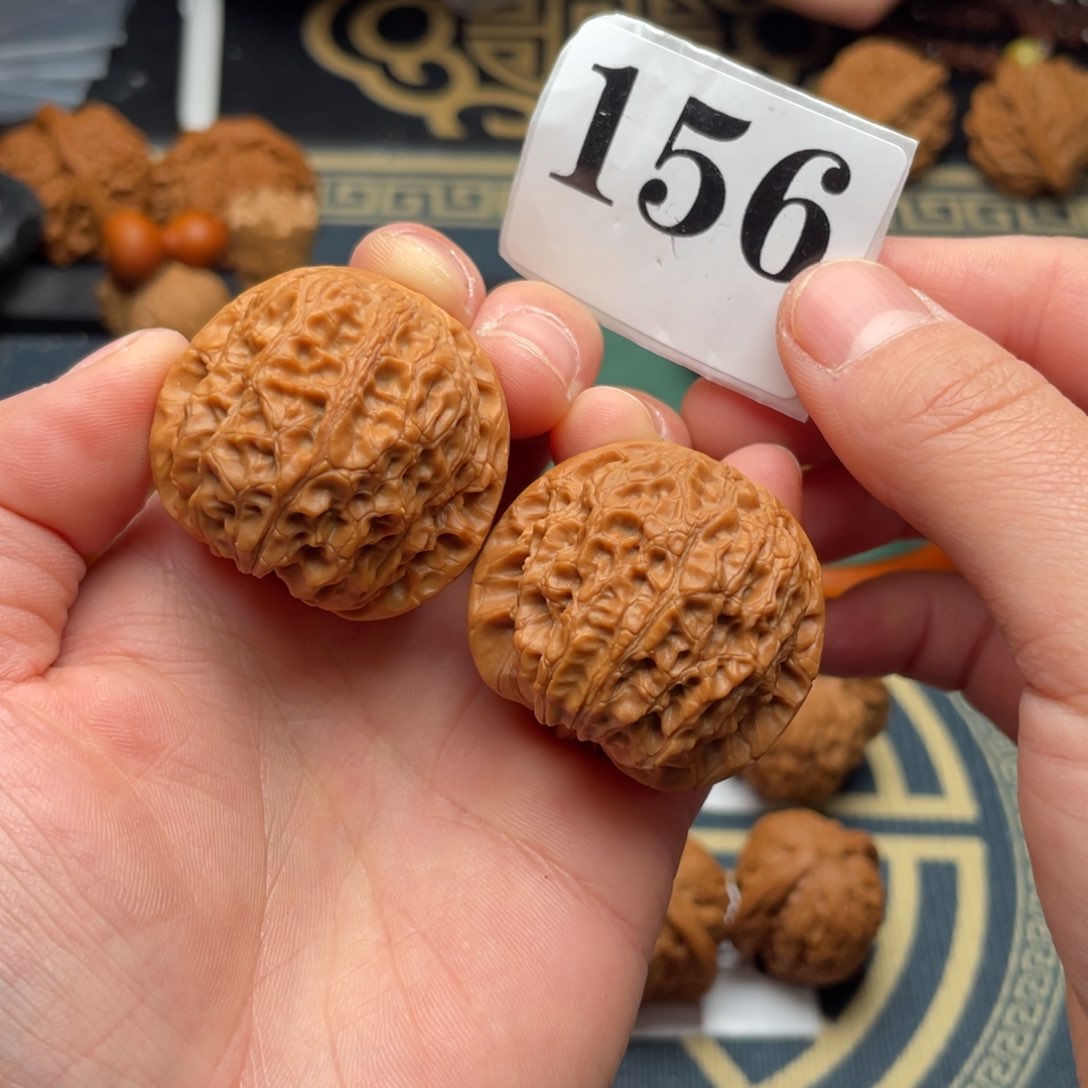 桃核吊坠37血麒麟156号