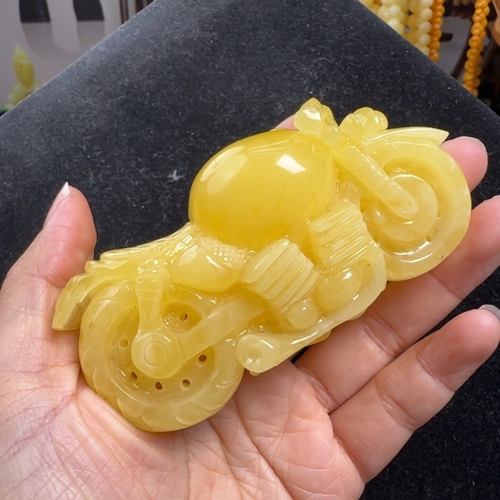 蜜蜡珠宝奇石未镶嵌