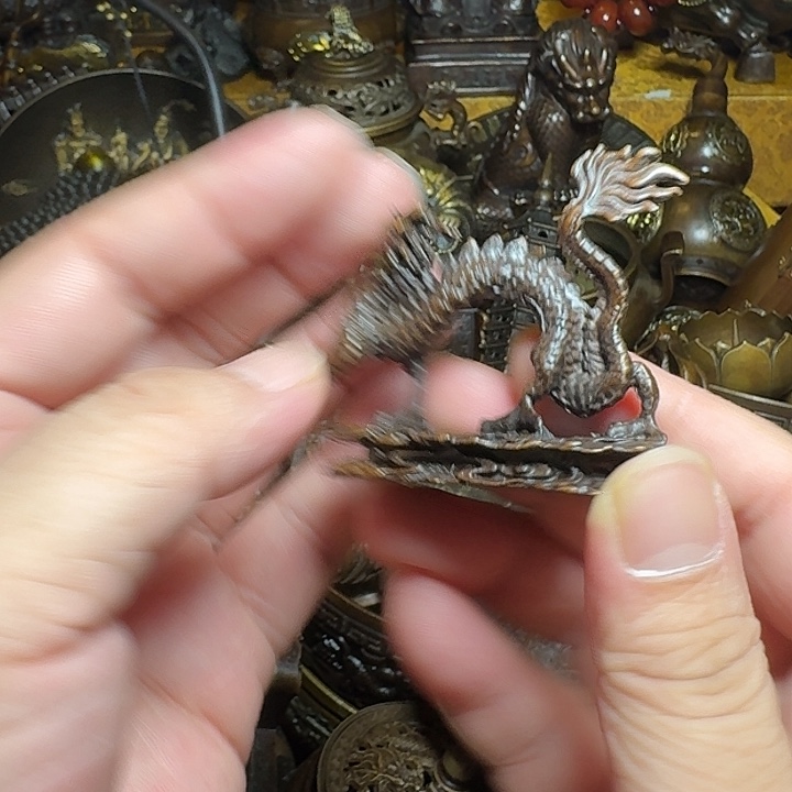 铜器摆件收收藏藏