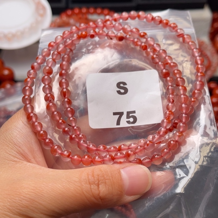 南红玛瑙未镶嵌多样性发货默认微瑕称重5mm