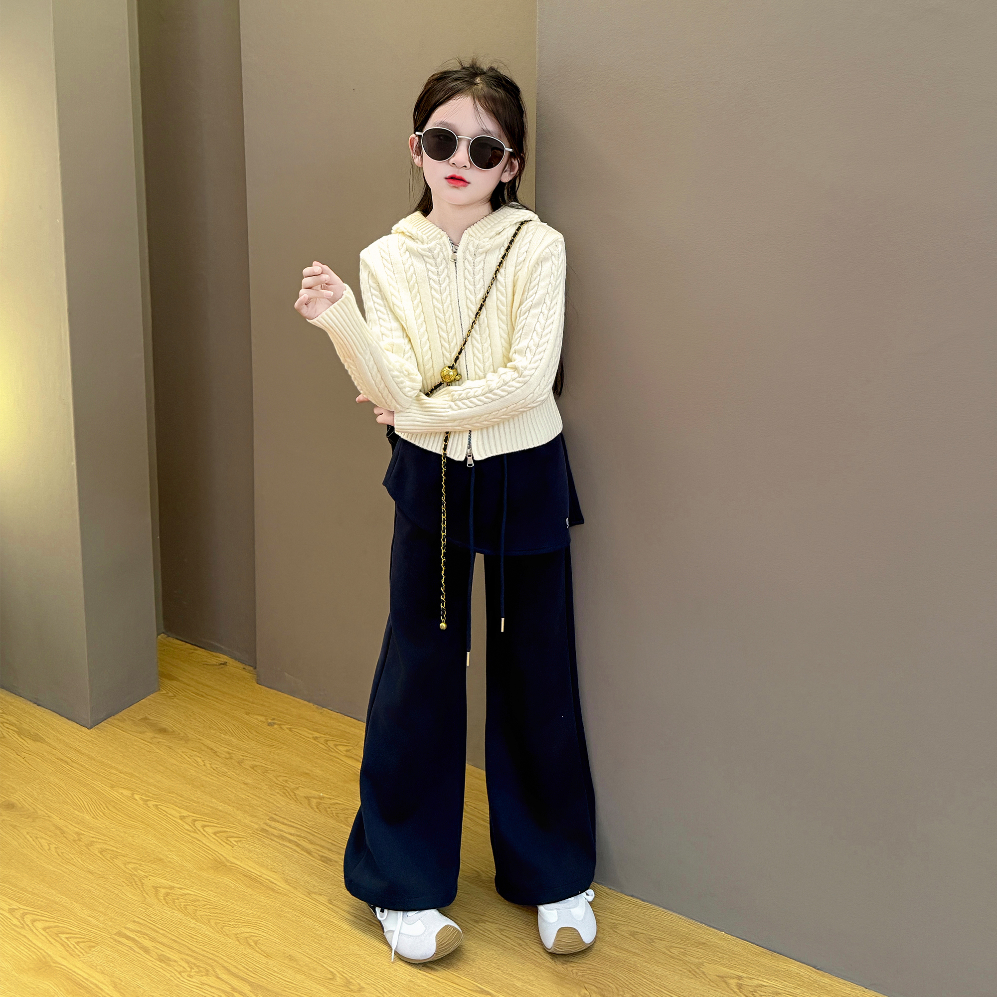 女童2025新款中大童韩版秋冬季休闲开衫时尚毛衣加绒休闲裤套装潮