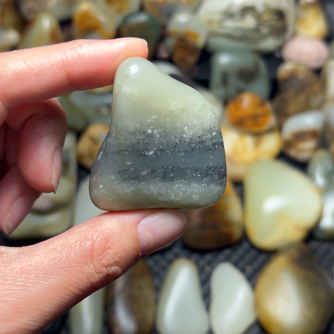 和田玉（青玉）A8未镶嵌