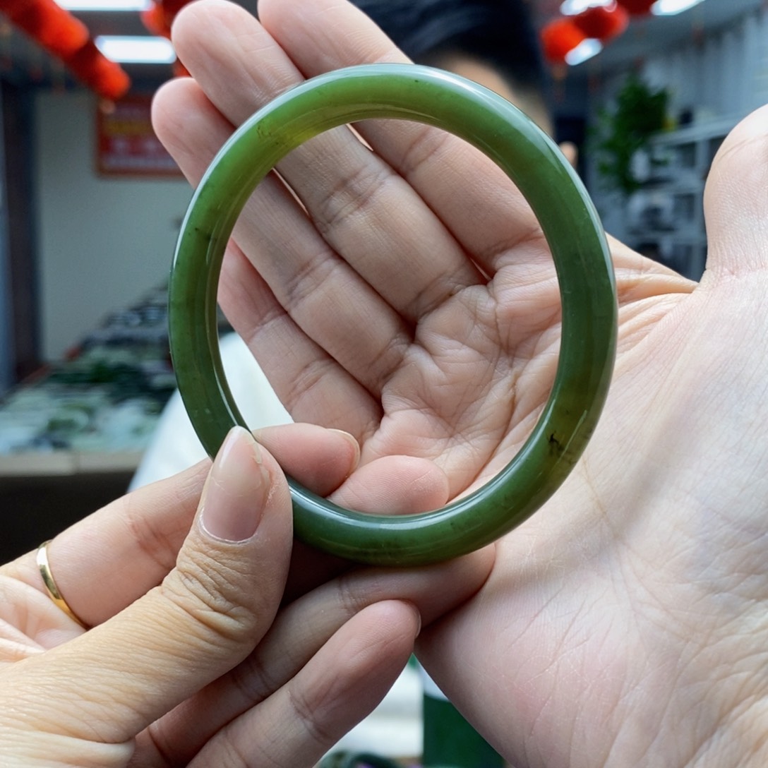 和田玉手镯未镶嵌60