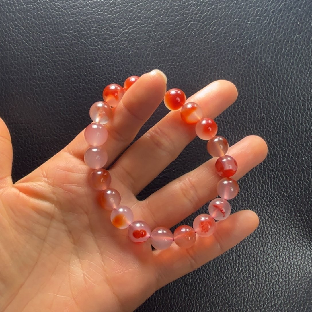 南红玛瑙手串未镶嵌冰***红