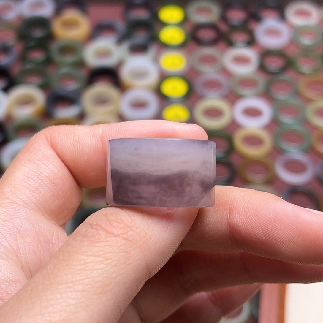 和田玉戒指未镶嵌18.5 薰衣草紫 无鉴赏