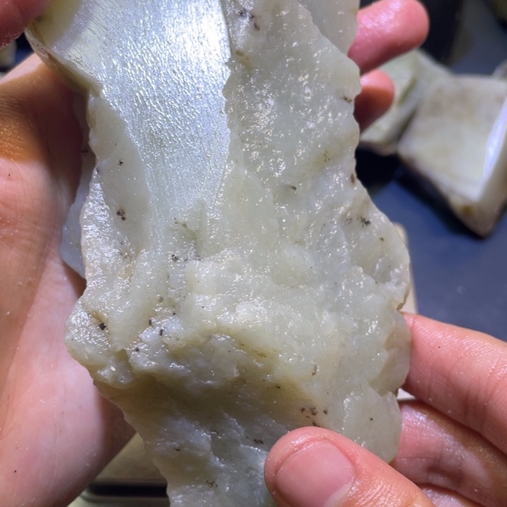 和田玉未镶嵌珠宝半成品