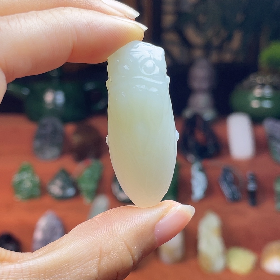 和田玉未镶嵌颈饰新疆暖白一鸣惊人