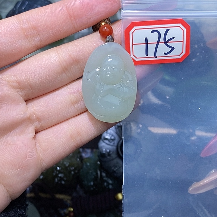 和田玉和田玉边角料随机发未镶嵌