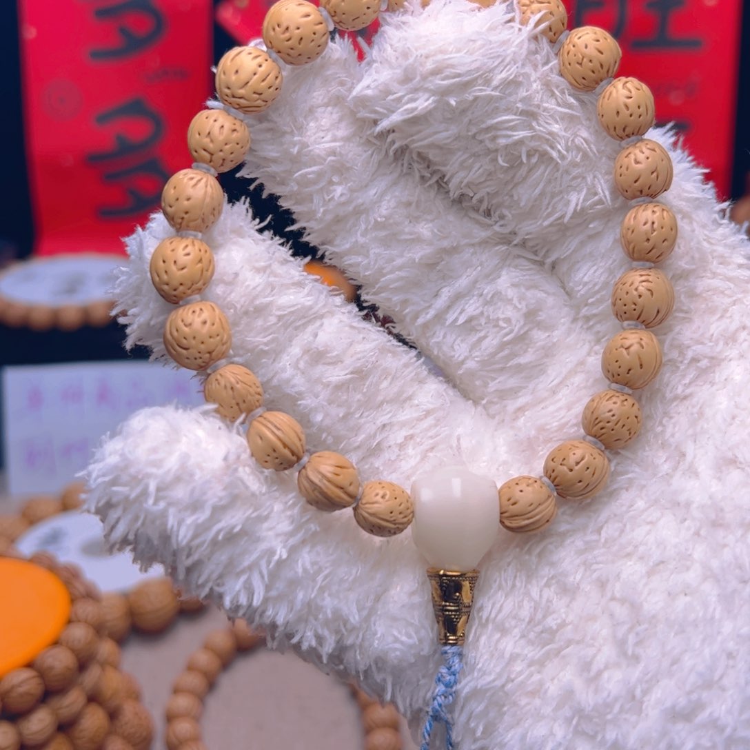 桃核手串0.9高桩无修小黄桃