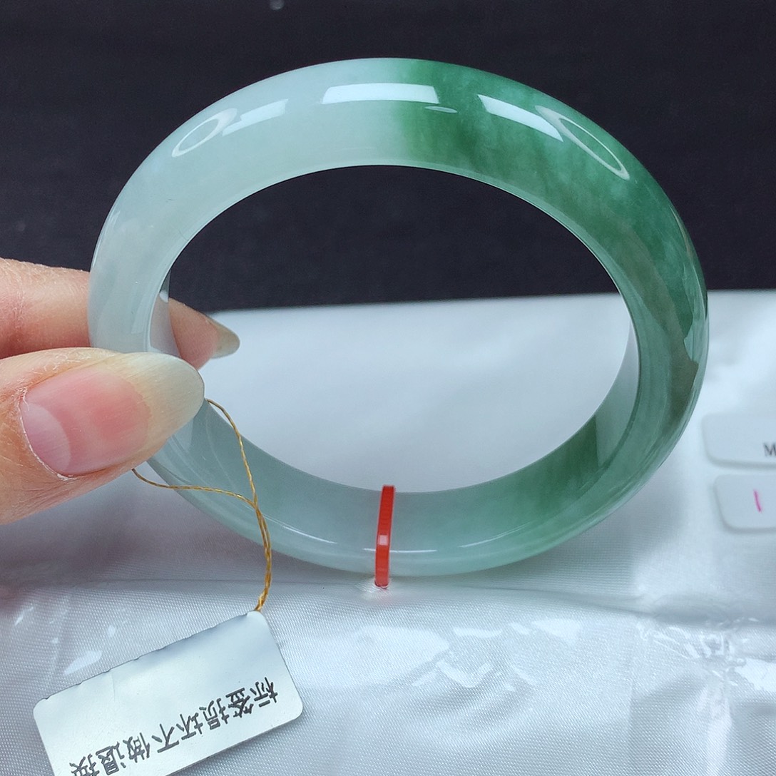 翡翠未镶嵌手镯56圈801