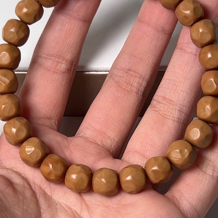 猴头核桃手串纯手工奶酪战斗侠，不退不换