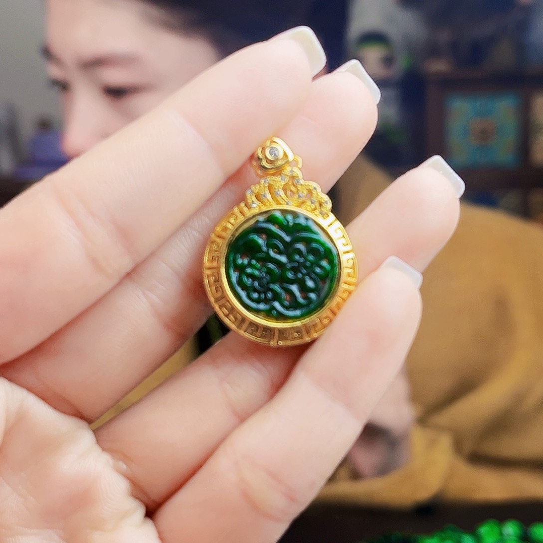 颈饰银S925镶嵌翡翠多样性