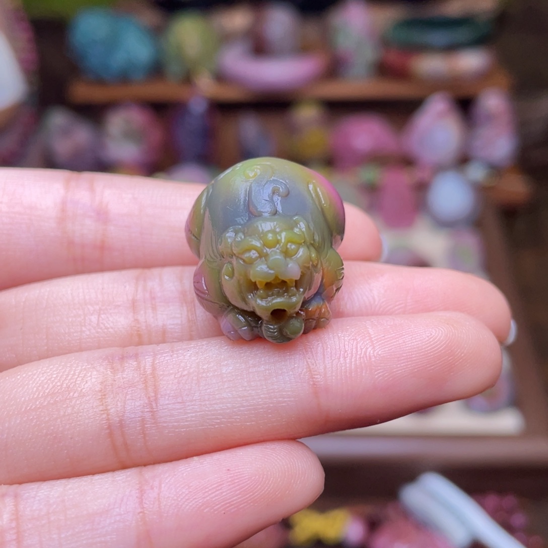 玛瑙/玉髓珠宝半成品未镶嵌大*盐源玛瑙西瓜貔貅