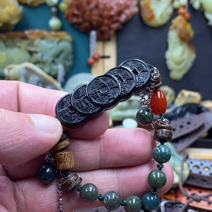 【闪购商品】蛇纹石玉手牌未镶嵌