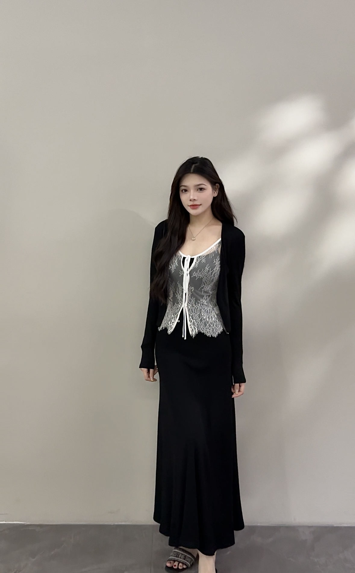 【苏苏】 秋季收腰蕾丝设计长袖小香风V领拼接开衫连衣裙套装DT1517