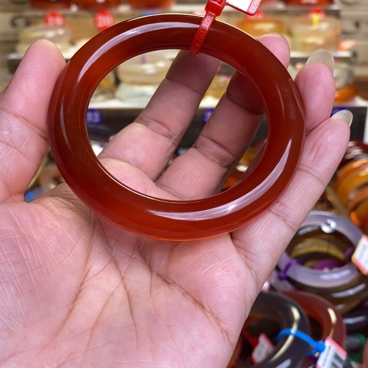 玛瑙/玉髓手镯未镶嵌R****y