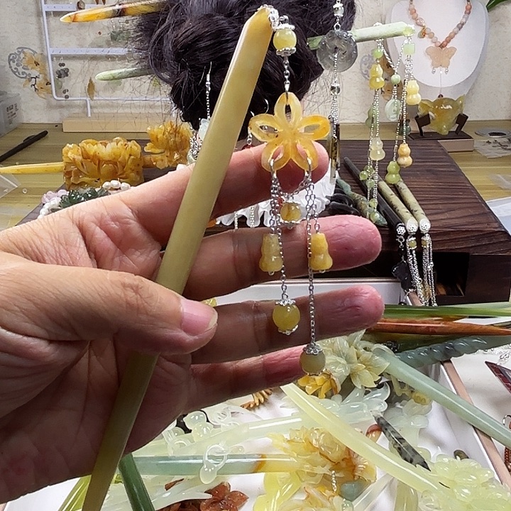 蛇纹石玉发饰合金