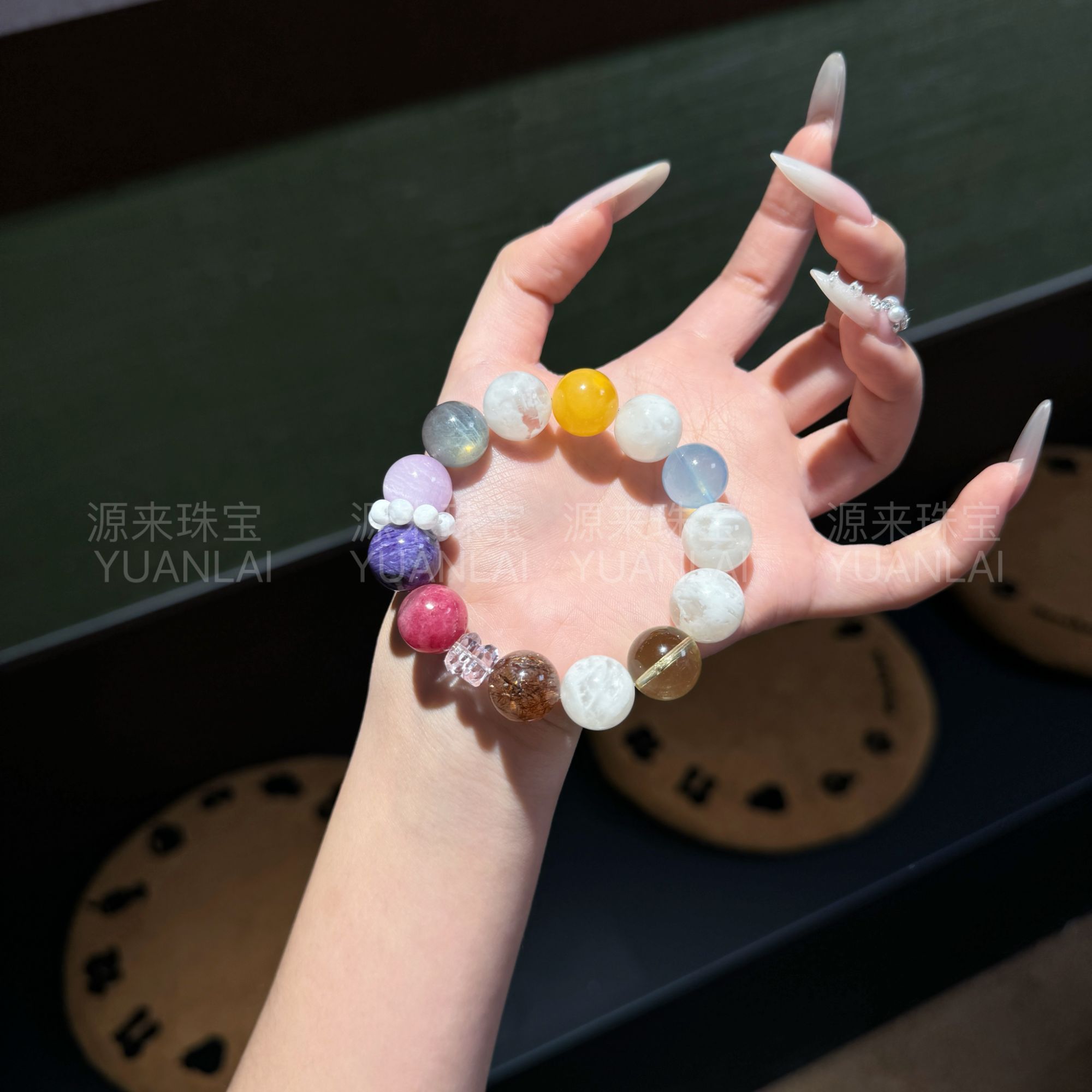 Y1*彩晶秘境*天然雪花幽灵蔷薇辉黄水手串E