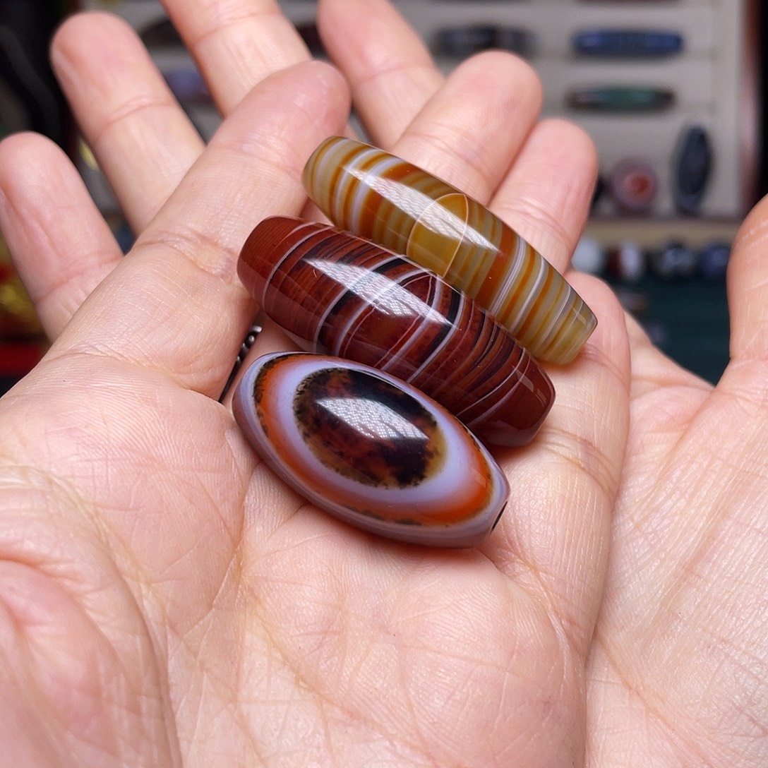 着***食玛瑙/玉髓未镶嵌珠宝奇石