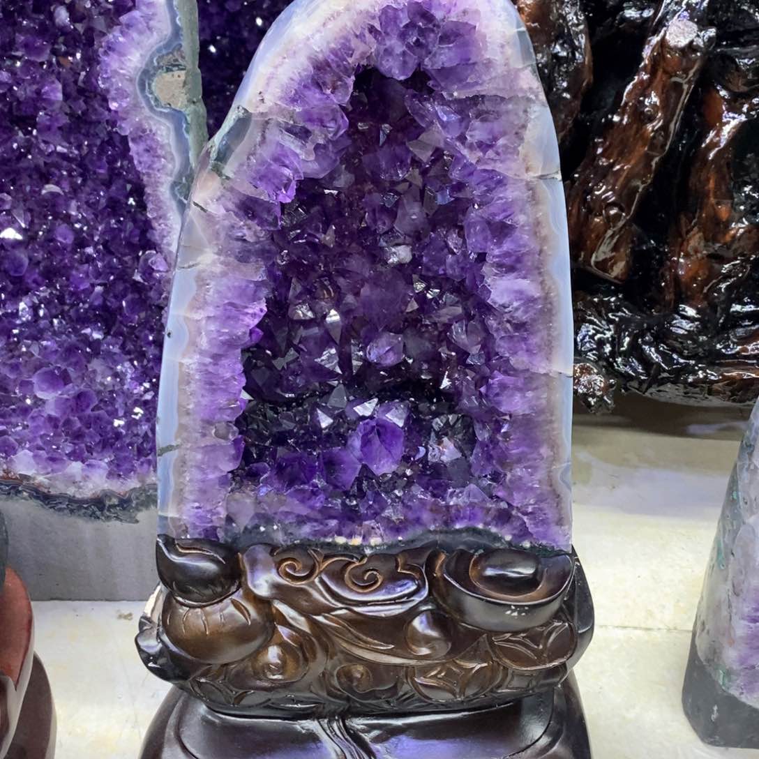 水晶摆件未镶嵌莹