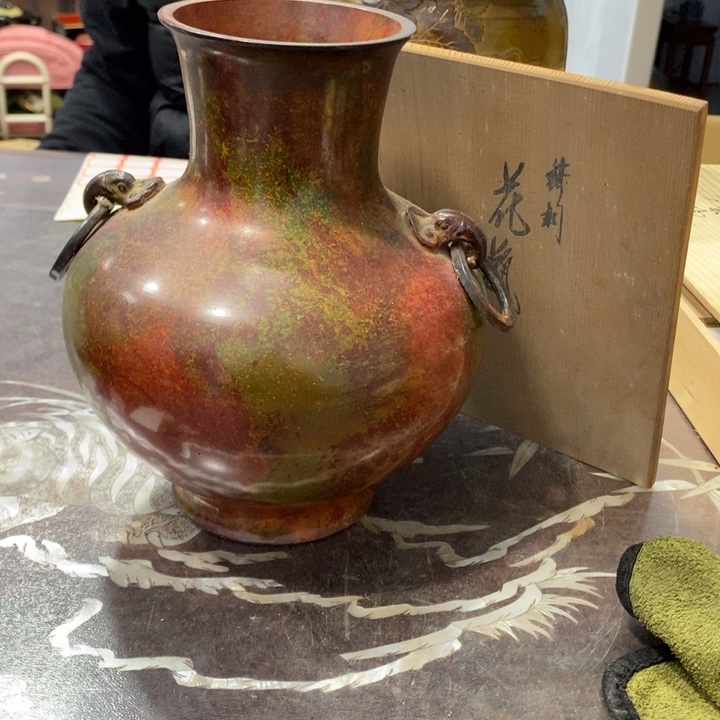 花瓶哈哈哈哈哈哈哈