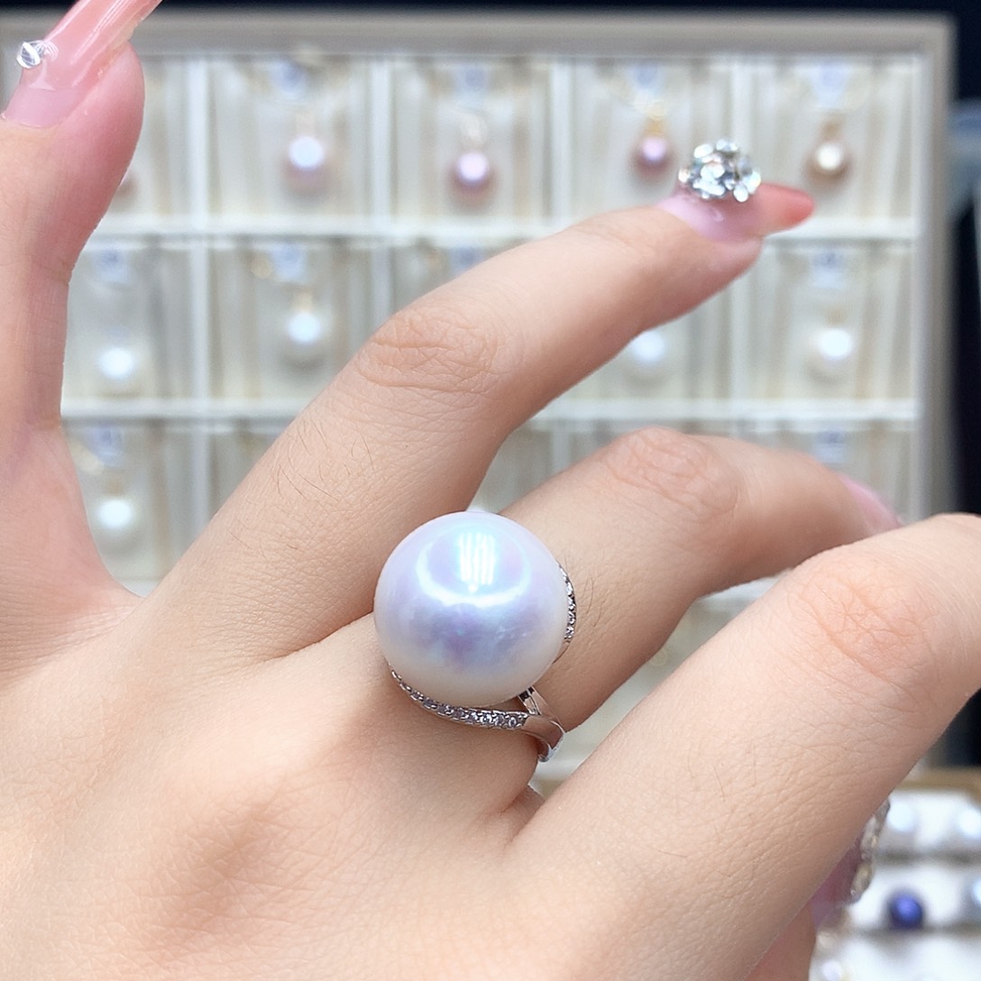 淡水珍珠合金颈饰