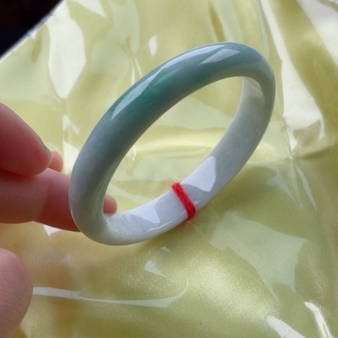 翡翠手镯未镶嵌贵妃59椭圆