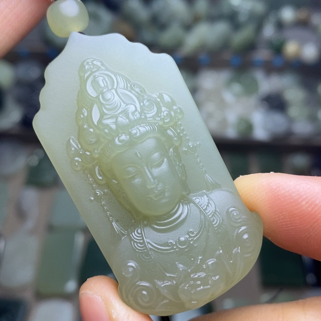 和田玉颈饰未镶嵌