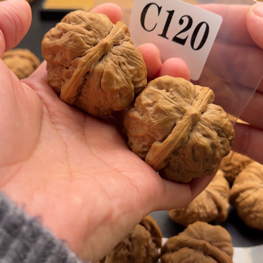 不***生文玩核桃把件蛙蛙精品43肚45