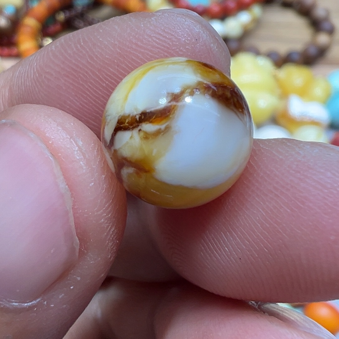 琥珀未镶嵌颈饰尺寸11.8