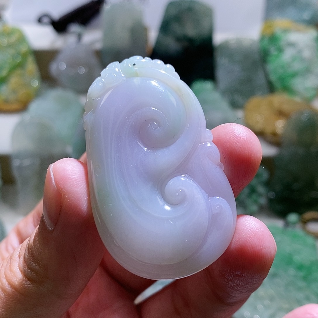【闪购商品】翡翠颈饰未镶嵌如意